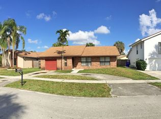 406 SW 75th Way, North Lauderdale, FL 33068
