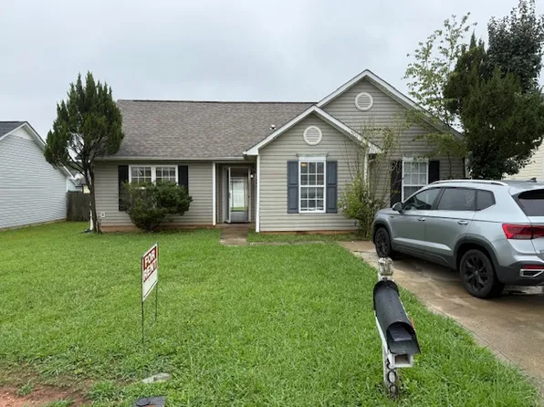 5809 Autumn Trace Ln, Indian Trail, NC 28079