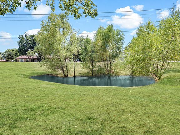 5th image of 1201 E Stone Rd