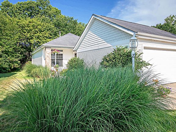4th image of 615 N Cygnet Lake Dr