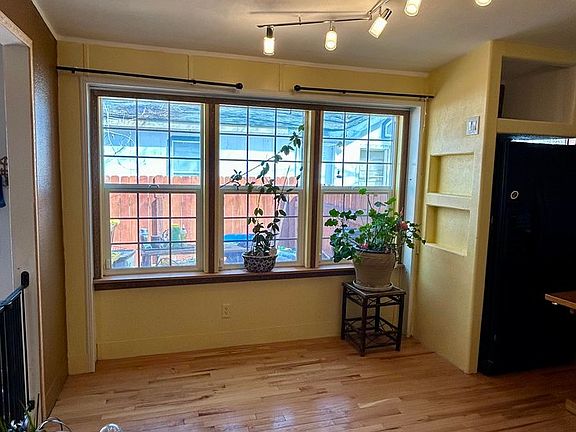 3rd image of 1400 S Collyer St #147