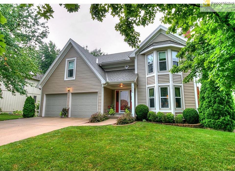 Welcome home to Maplewoods Estates