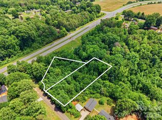 18 Easthaven Dr, Newton, NC 28658
