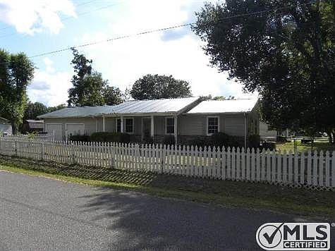 2nd image of 406 Fain St