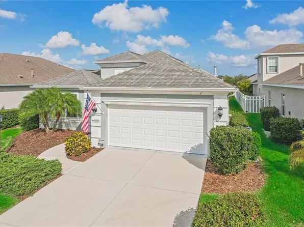 10910 Blue Magnolia Ln, Parrish, FL 34219