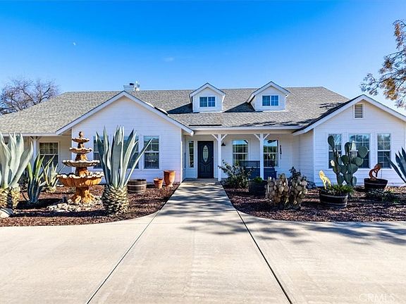 2nd image of 76945 Indian Valley Rd