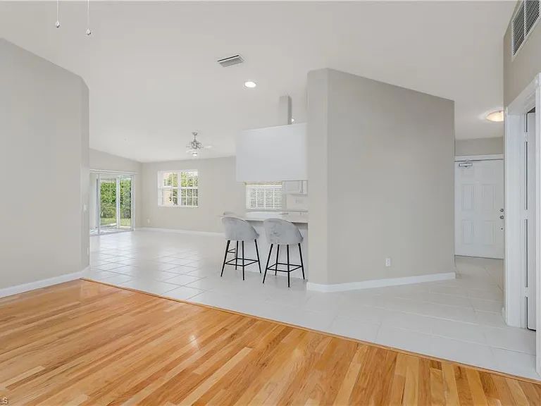 4949 Kingston Way — Photo 5