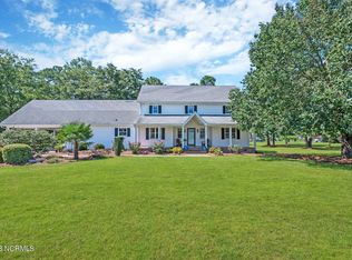 3413 Mobleys Bridge Rd, Grimesland, NC 27837