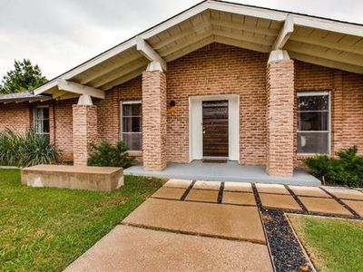 3712 Blue Trace Ln, Farmers Branch, TX, 75244