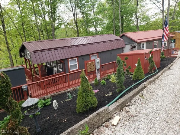 705 Sparks Ridge Rd, Newport, OH 45768