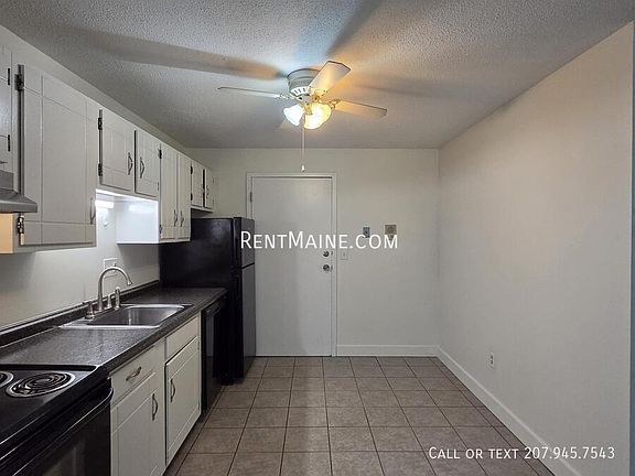 3rd image of 10 Tall Pines Dr APT 7
