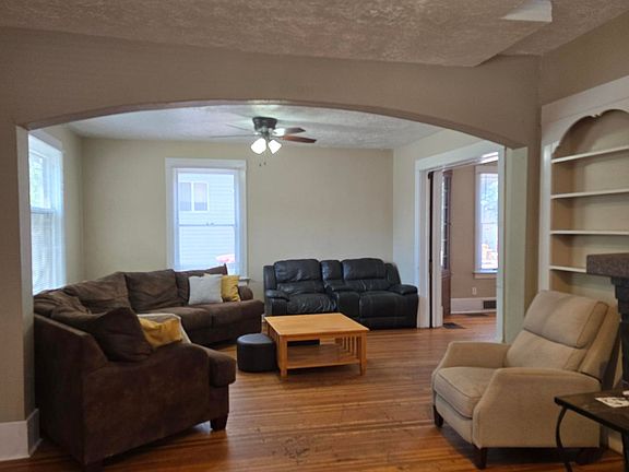 2nd image of 1617 11th Ave #1