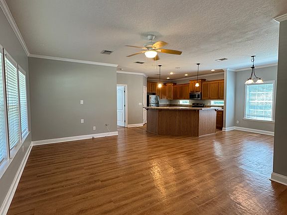 5th image of 4 Brown Blvd