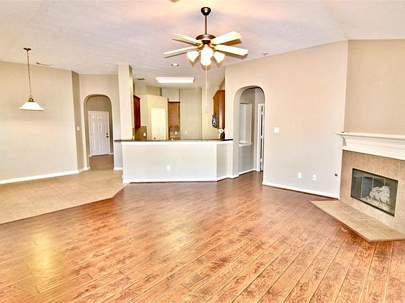 2nd image of 24510 Hamilton Mill Ct