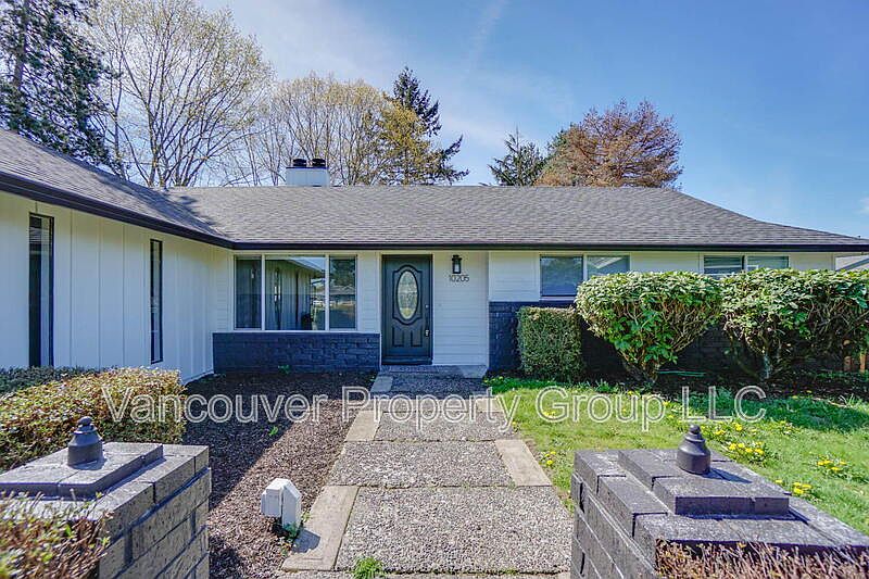 1st image of 10205 NE 27th Cir