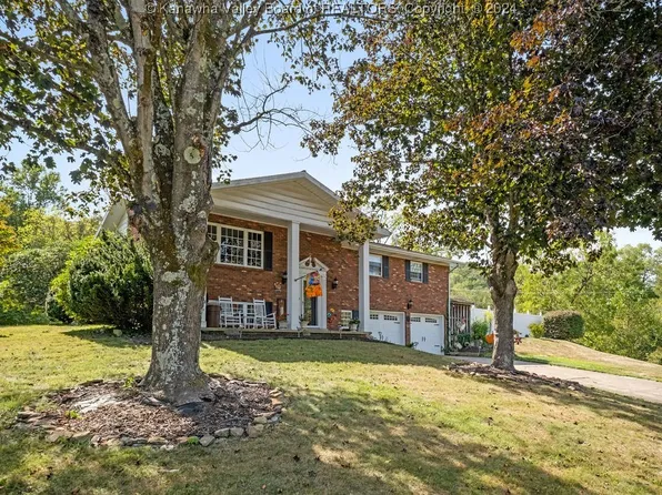 51 Exeter Dr, Clendenin, WV 25045