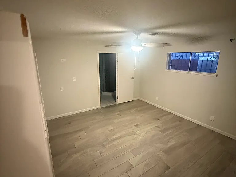 214 W Mile 2 Rd — Photo 21