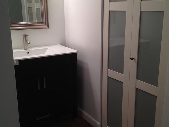 Dressing Area Vanity