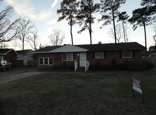 511 Boxwood Ct, Suffolk, VA 23434