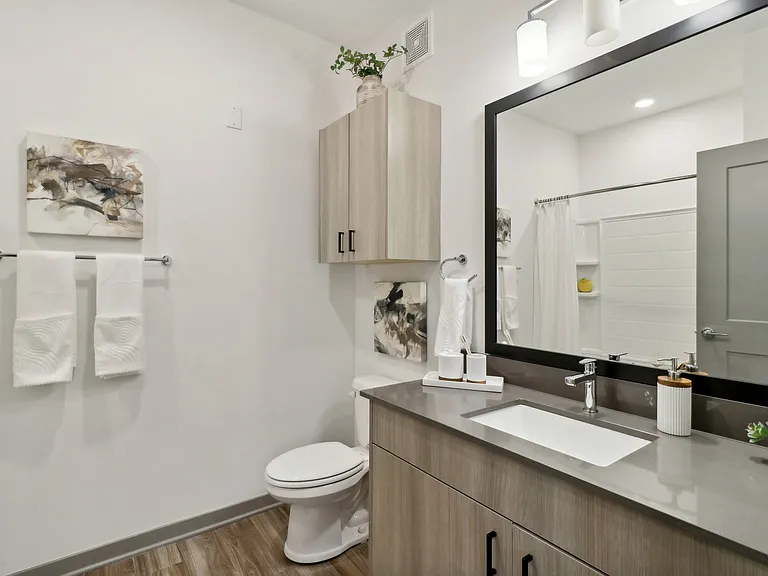 The Depot Luxury Apartments — Photo 86