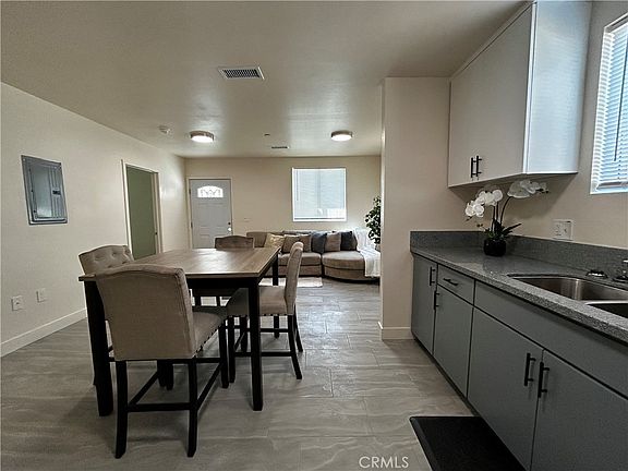 5th image of 9500 S Spring St