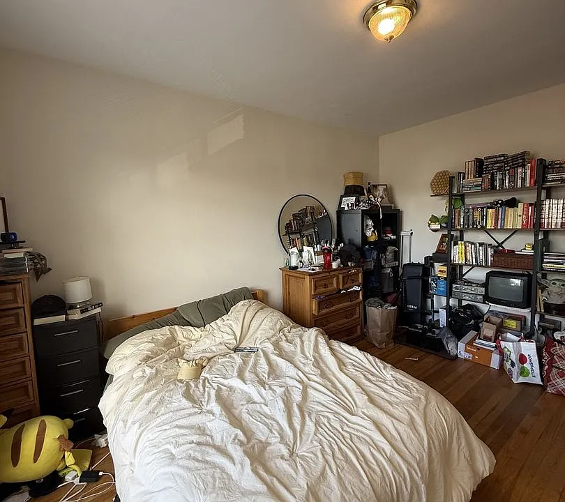 93 Strathmore Rd