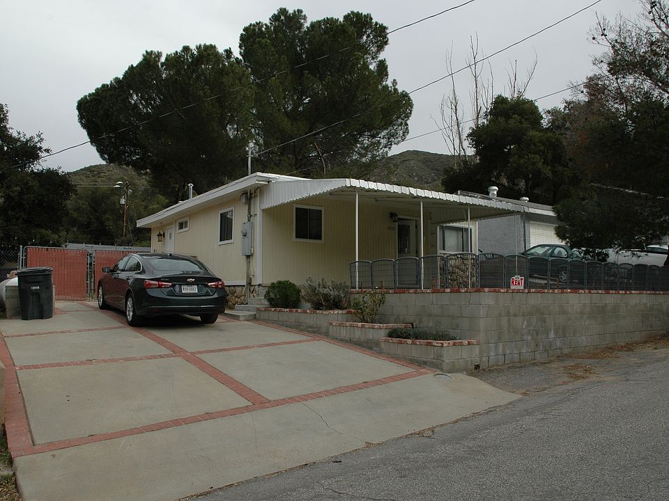 1st image of 15537 Calle Hermosa