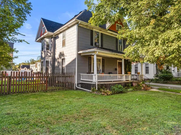 309 W White St, Champaign, IL 61820