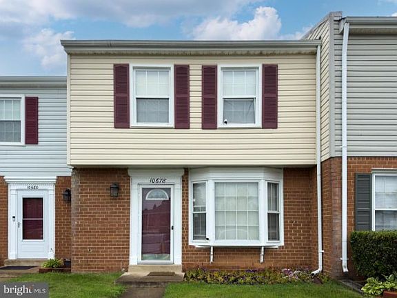 2nd image of 10678 Meadow Grove Ct