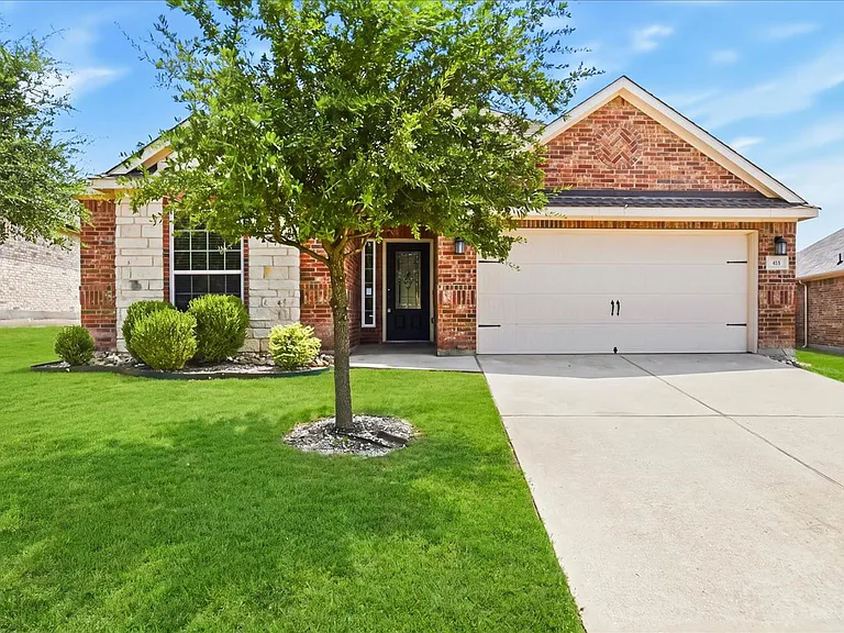 411 Winchester Dr — Photo 17