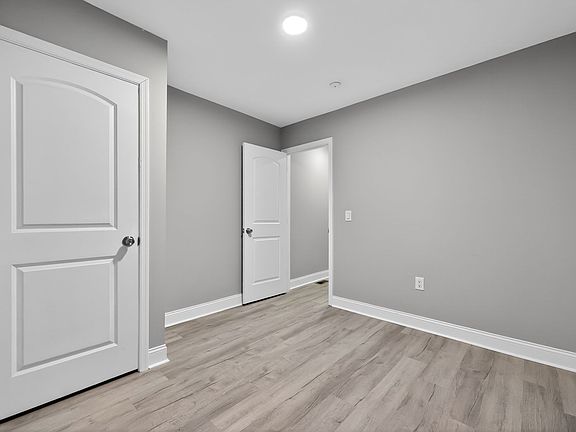 5th image of 1208 W Dauphin St #2