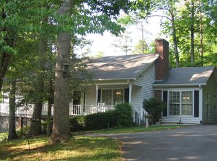 51 Holly Ln, Dahlonega, GA 30533