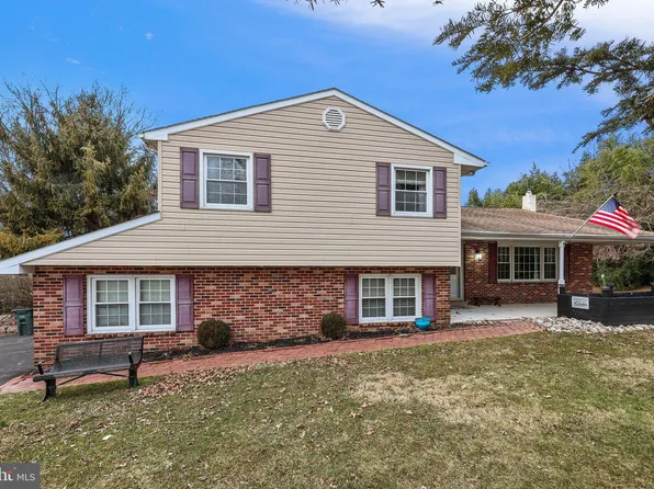 309 Bridgetown Pike, Langhorne, PA 19053