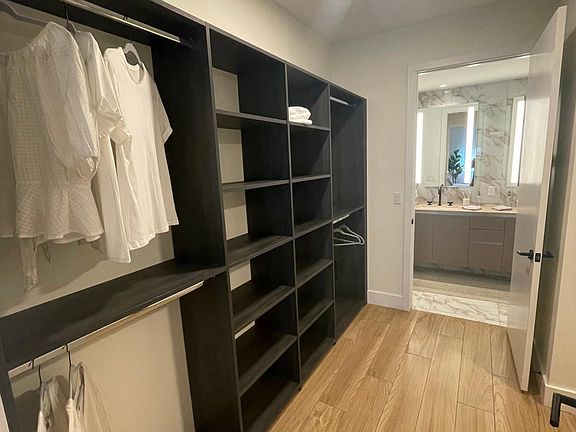 5th image of 86 NW 35th St #201