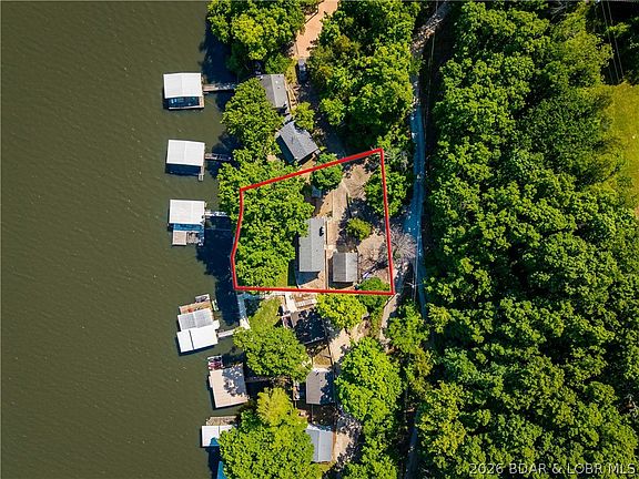 2nd image of 230 Hickory Rd