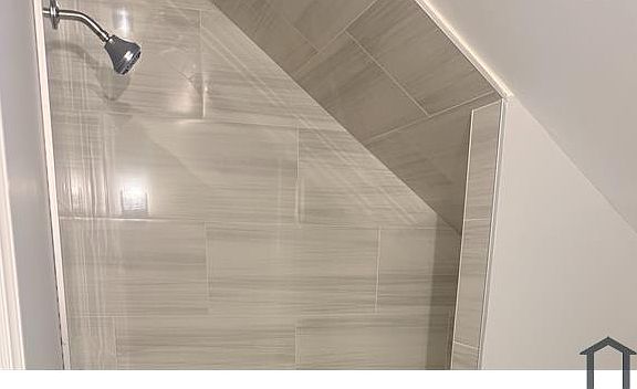 3rd image of 18 Eagle Ave Floor 3