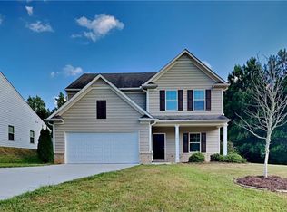 7546 Saint David St, Fairburn, GA 30213