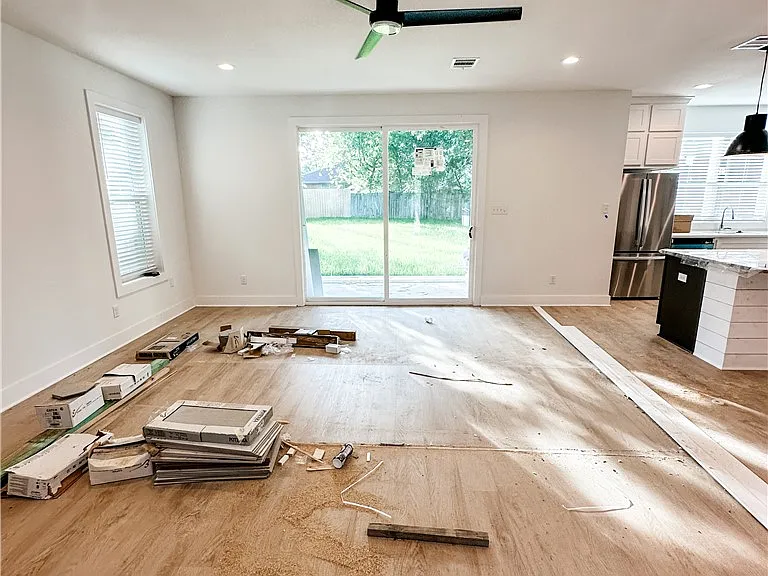 1307 Bayou Woods Dr — Photo 14
