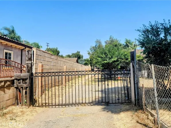 11912 Shoemaker Ave, Whittier, CA 90605