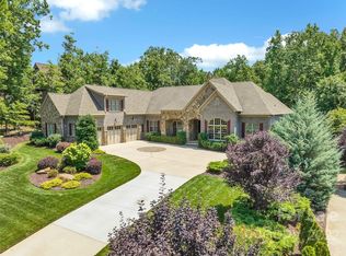1108 Bromley Dr, Matthews, NC 28104
