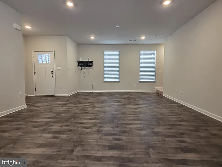 71 Filbert Dr — Photo 4