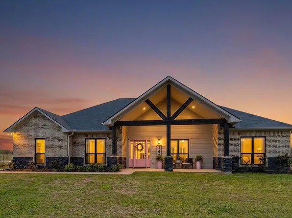 1416 County Road 2329, Como, TX 75431