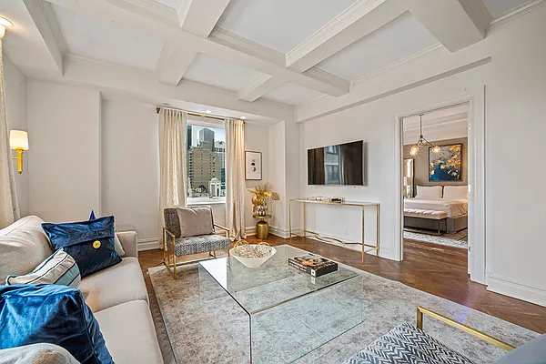 Rented by CitiSuites International Realty | media 7