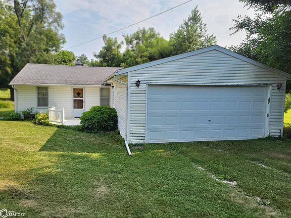 2nd image of 2634 250th St