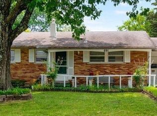 691 W Kemper Rd, Cincinnati, OH 45246