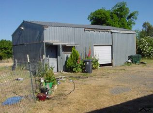 25285 Suzal Ct, Los Molinos, CA 96055