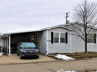 19921 Rhapsody Dr, Clinton Township, MI 48036