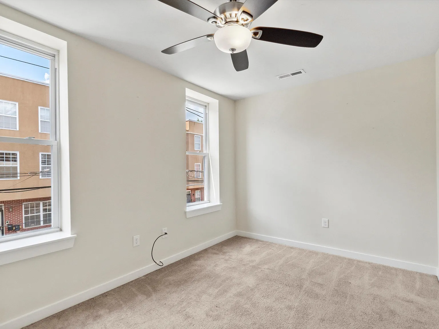 1947 N 18th St Unit B — Photo 2