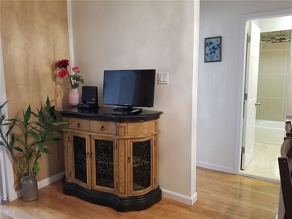 5th image of 2873 Cropsey Ave APT 2R