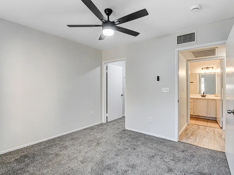 1908 Desert Falls Ct #101 — Photo 32